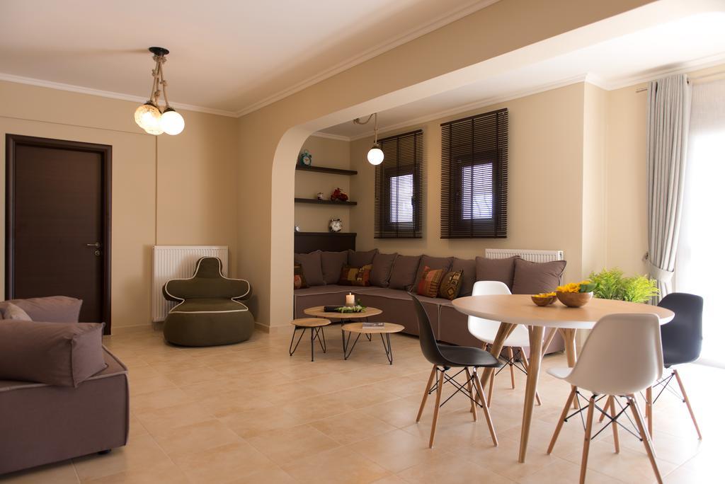 Villa Armonia Vouliagmeni insjö Rum bild