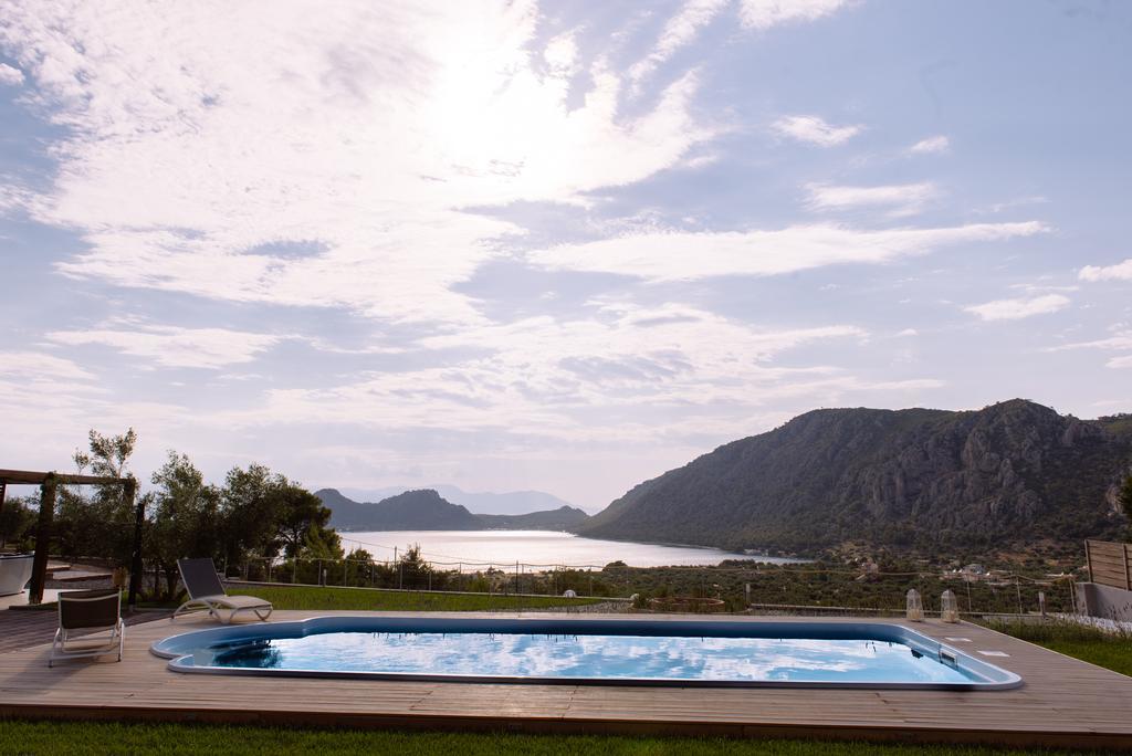 Villa Armonia Vouliagmeni insjö Exteriör bild