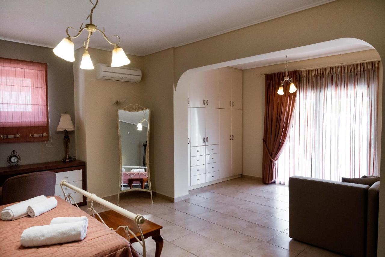 Villa Armonia Vouliagmeni insjö Exteriör bild