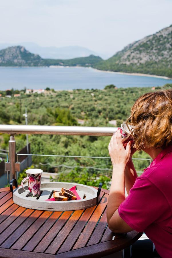 Villa Armonia Vouliagmeni insjö Exteriör bild